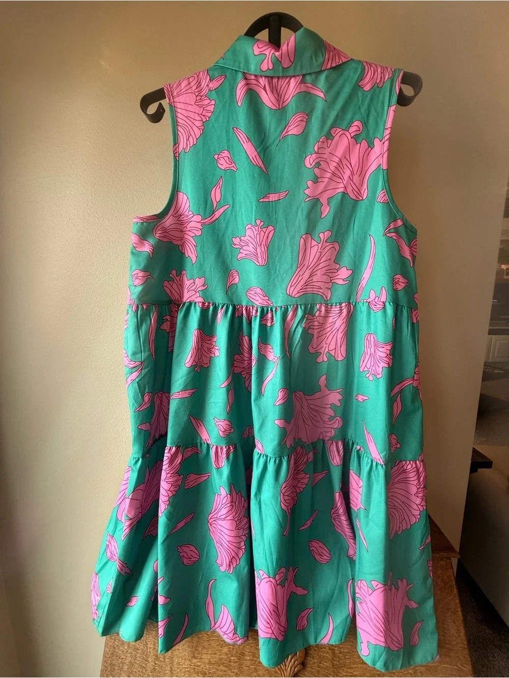 Woman's SHEIN Green Sleeveless Dress with Pink Floral Print large